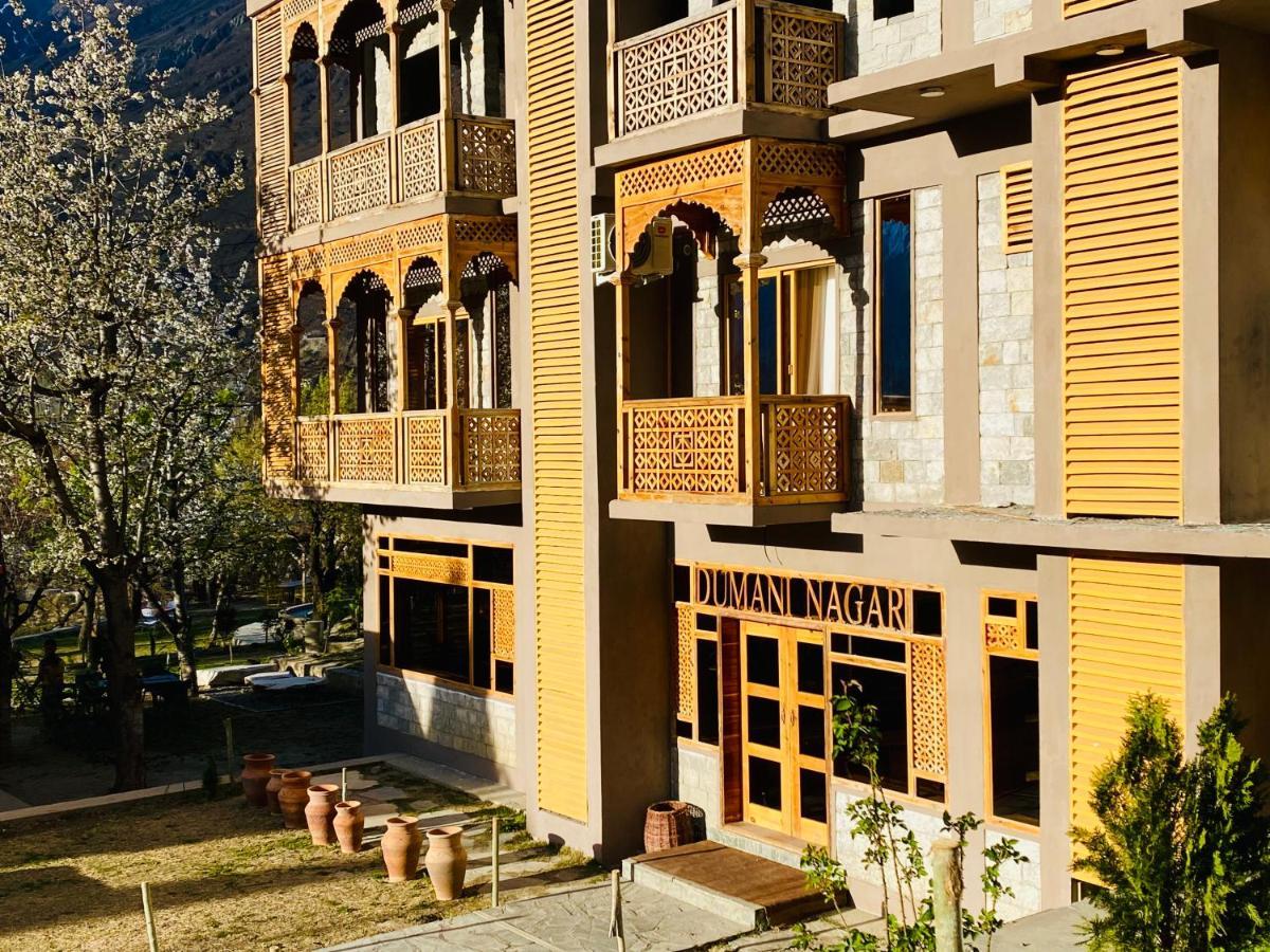 Dumani Nagar Hotel & Resort Karimabad  Exterior foto