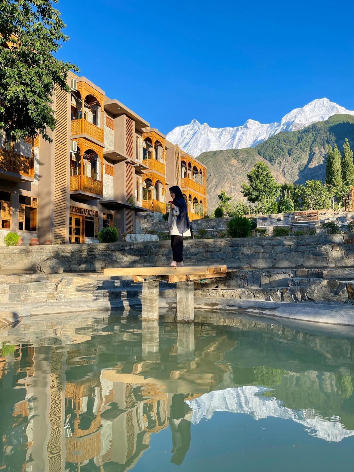 Dumani Nagar Hotel & Resort Karimabad  Exterior foto