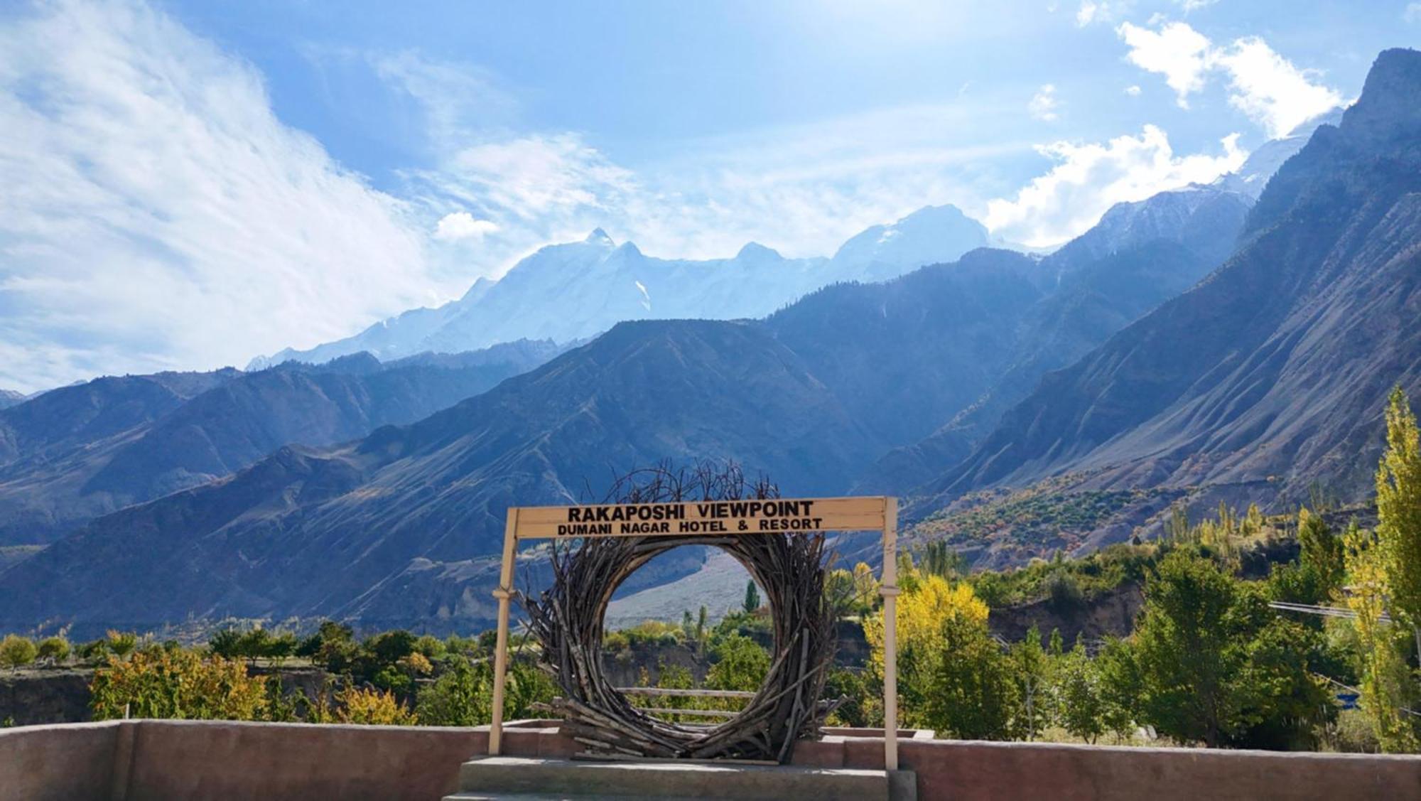 Dumani Nagar Hotel & Resort Karimabad  Exterior foto